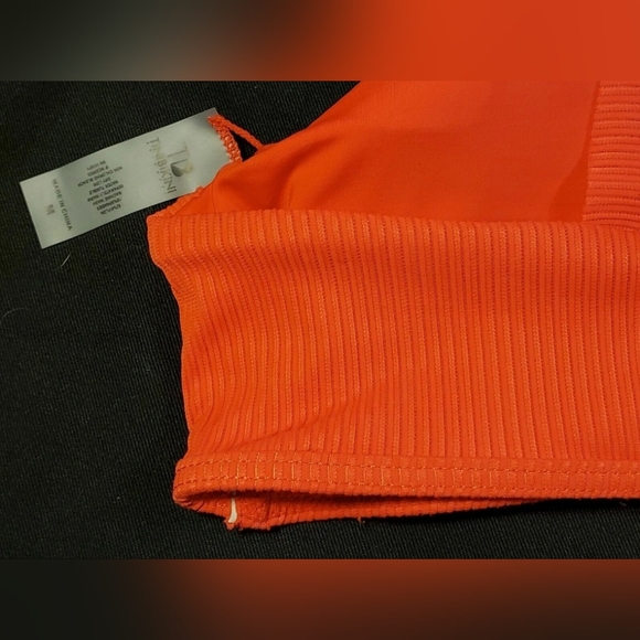 TiNiBiKiNi Hot Orange Tangerine REVERSIBLE Swimsuit SZ M TOP ONLY - Picture 8 of 10